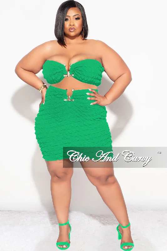 Final Sale Plus Size 2pc Honeycomb Texture Strapless Top and Skirt Set in Green