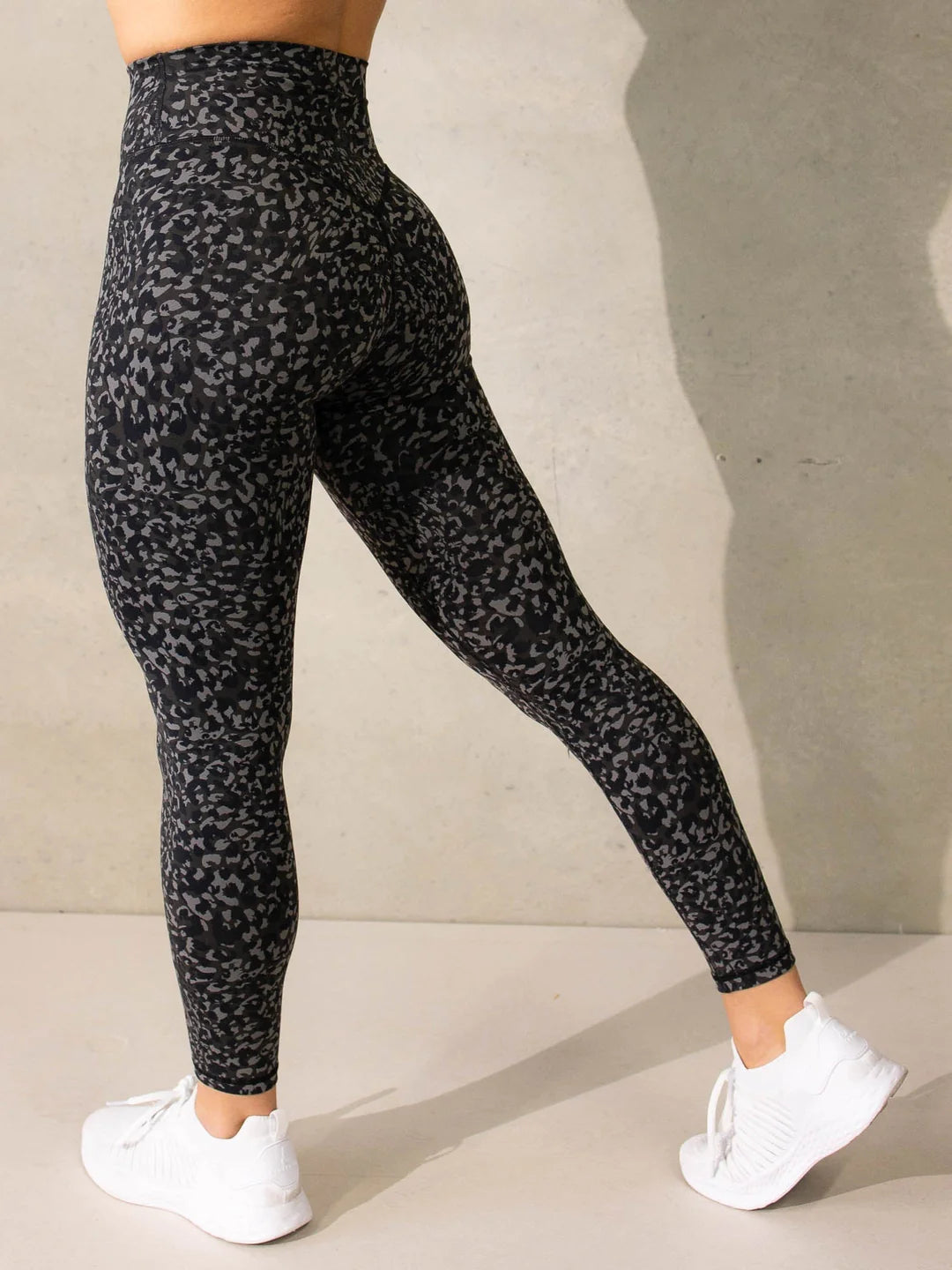 Ryderwear | Empower High Waisted Leggings - Black Leopard