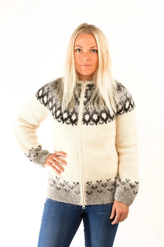 long length women cardigan with side slitsSkipper Wool Cardigan White